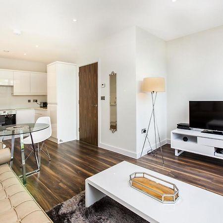City Stay Apartments - Centro Милтон-Кейнс Экстерьер фото