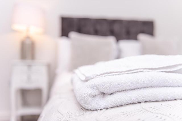 City Stay Apartments - Centro Милтон-Кейнс Экстерьер фото