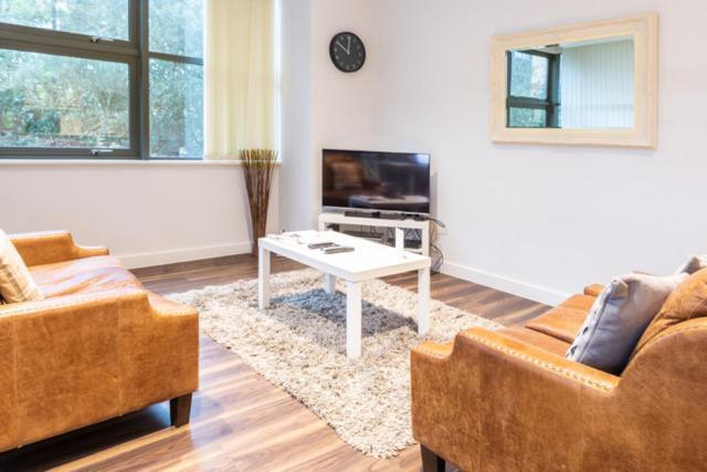City Stay Apartments - Centro Милтон-Кейнс Экстерьер фото
