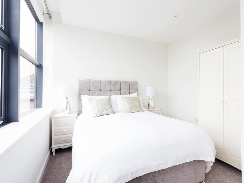 City Stay Apartments - Centro Милтон-Кейнс Экстерьер фото